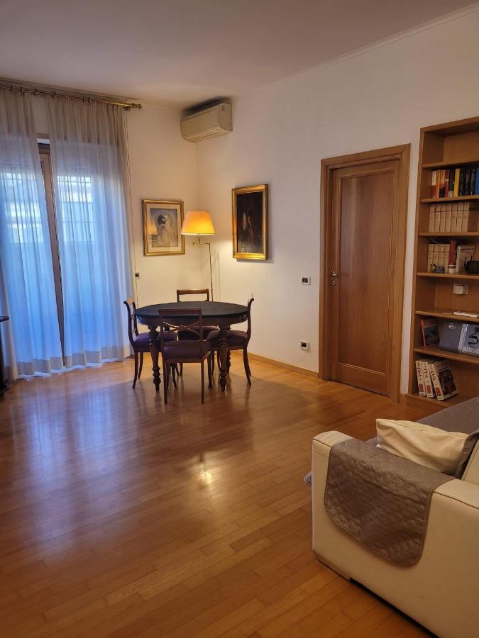 Lovely Accogliente Tra Policlinico E Piazza Bologna Apartment